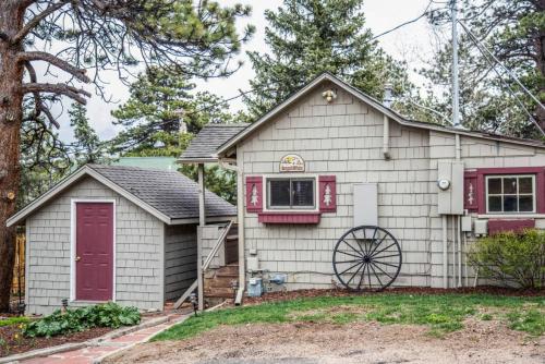 Prospect Cabin, Cozy 1-bedroom cabin with kitchen Dogs OK - Lake Estes, CO