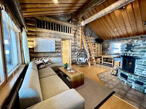 B&B Ruka - Villa Saarua by the Slopes Ski in, Family & Bike Park, hike trails, National Park, WiFi - Lapland Villas - Bed and Breakfast Ruka