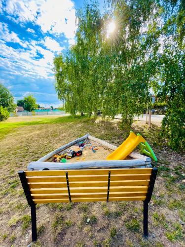 PÁLAVSKÉ DOMKY PÁLAVSKÉ DOMKY