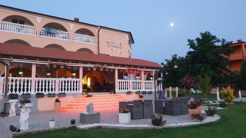 Villa Natalija - image 9