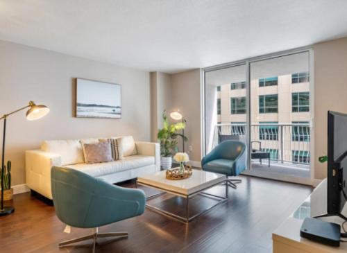Modern Vacation Apartment in Miami - image 5