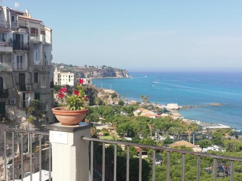  Angelina House in Tropea