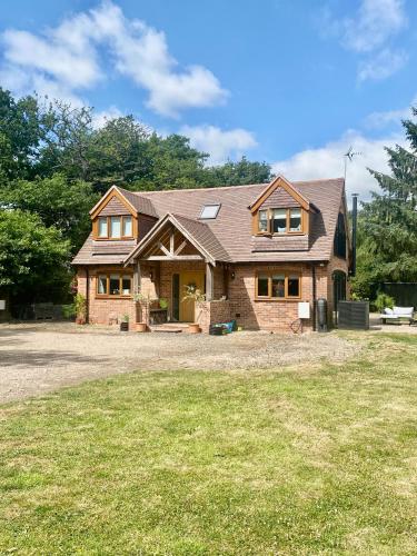 Hotelli välisilme, Private Room - Sleeps 2 - Private Entry - Parking in Dorridge