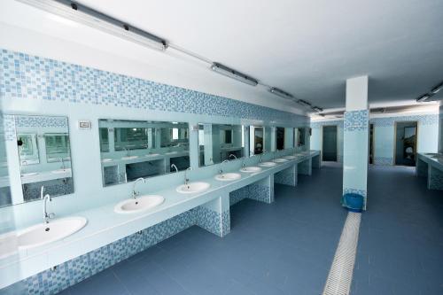 Bathroom, Villaggio Turistico Le Diomedee in Spiaggia Scialmarino