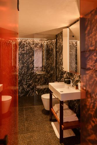 Warszauer Hotel – Krakow, VT