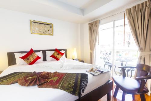 room detail thumbnail 0