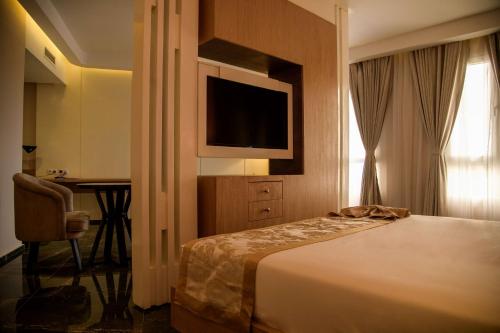 Superior One-Bedroom King Suite room in Best Western Plus Soaho Douala Airport