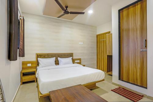 Sai Sagar Lodging & Boarding