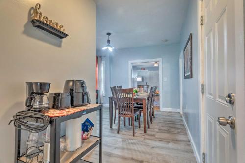 Downtown Brockton Apt Less Than 1 Mi to Local Dining in Brockton