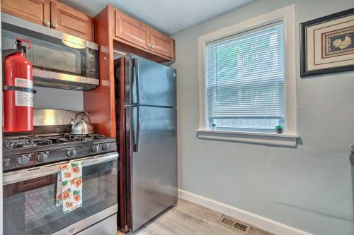 Downtown Brockton Apt Less Than 1 Mi to Local Dining in Brockton