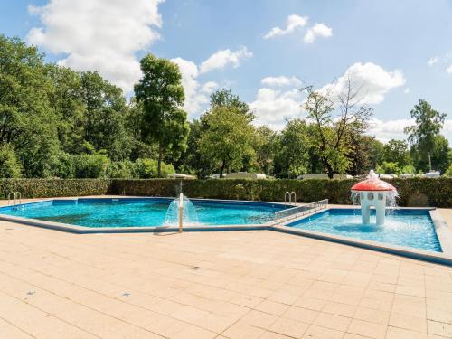 Swimming pool, Lovely Wooden Chalet with garden in Reutum Twente in Reutum