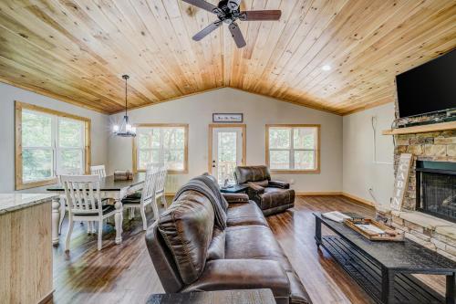Cozy Cabin in Ellijay, USA