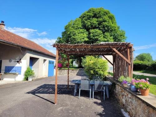 Vintage holiday home in Limousin with dual terarce