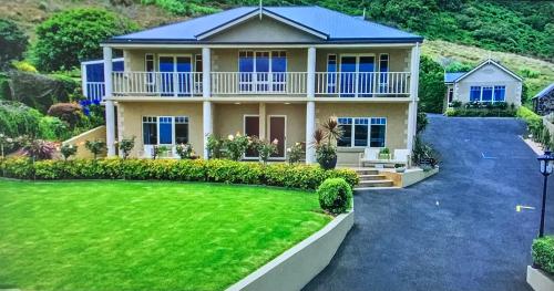 On The Terrace Stanley - Stanley