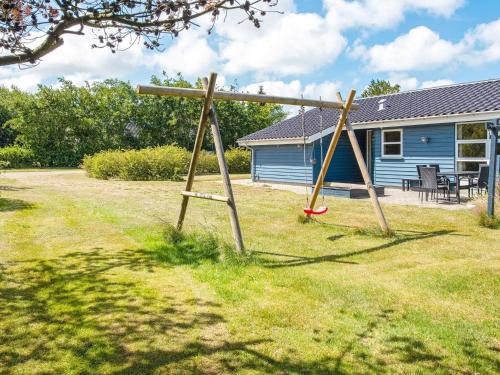 8 person holiday home in Ulfborg