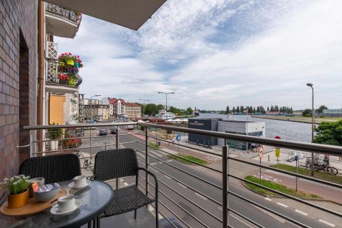 Przestronny Apartament z Balkonem - Przy Porcie - Świnoujście by Renters