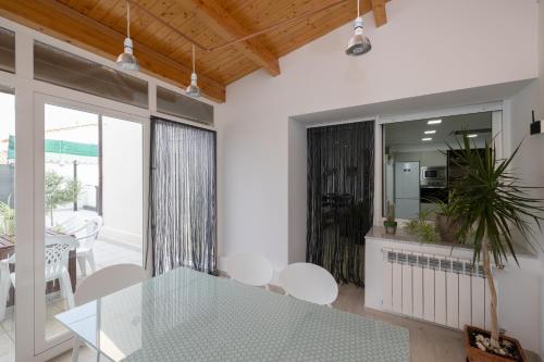 Iekārtas, Vivienda La Laguna in Montamarta