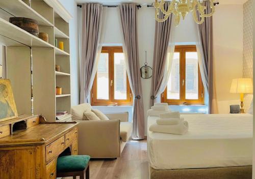 Santa Maria Novella apt, Florencie