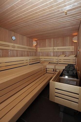 Helvetia hotel - image 7