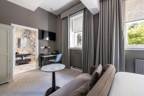 room detail thumbnail 0