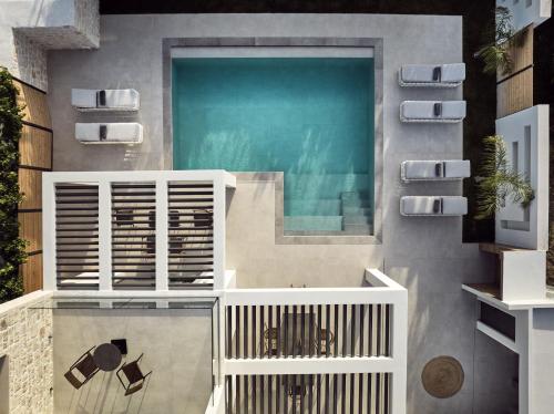 Peldbaseins, Anthis Luxury Villas - A Haven of Serene Modern Elegance, by ZanteWize in Kalpaki