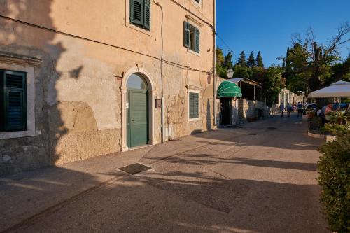 Studio apartment Tramonto - image 4