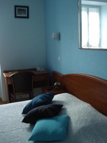 Chambres D'hotes La Chaumiere - Tap to explore photos