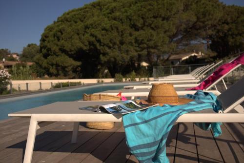 CALADEA Locations de Vacances 5 étoiles, piscine chauffée - Location saisonnière - Porto-Vecchio