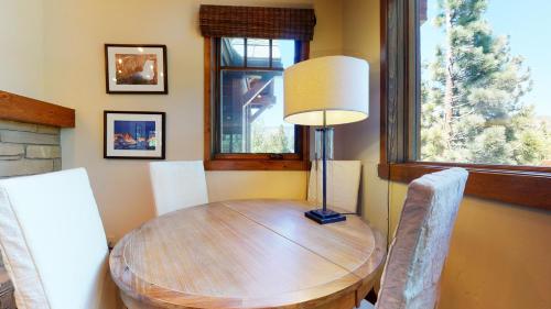 Gray Stone Condo #2110 - image 12