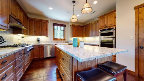 Gray Stone Condo #2110 - image 2