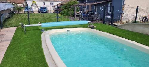 Chalet piscine montech