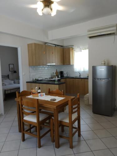 Alpha apartment, Ireon Samos