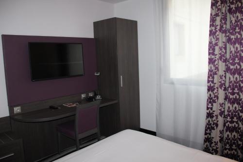 1 queen bed