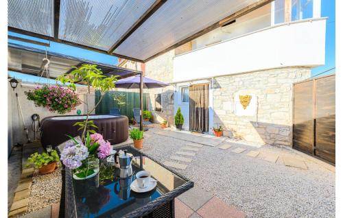 Balkons/terase, Amazing Home In Barat With House A Panoramic View in Barat
