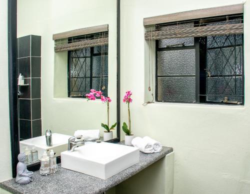 Rorkes Drift Lodge Rorkes Drift Lodge