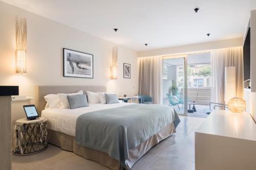 room detail thumbnail 0