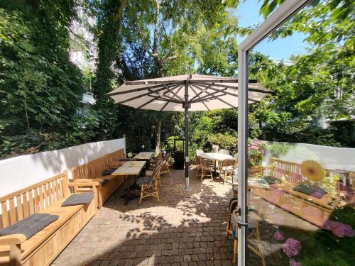 Aussen Alster Hotel Room Type - Garden Balcony