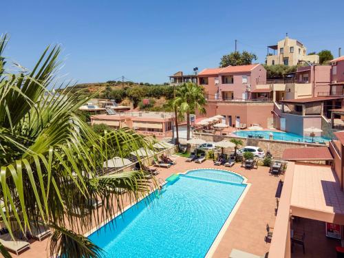 Theos Holidays Apartments