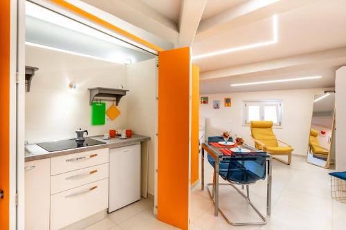 GuestHost - San Francesco Modern and Central Apartments 4