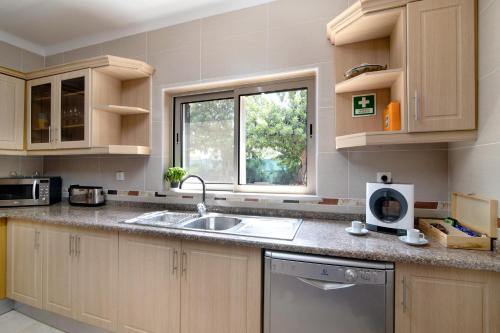 Kitchen, Villa Analia in Olhao