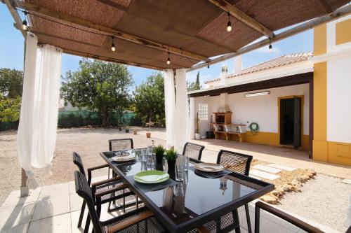 Exterior view, Villa Analia in Olhao