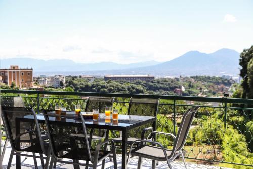 Balcony/terrace, Appartamento con terrazzo a Capodimonte by Wonderful Italy in Capodimonte
