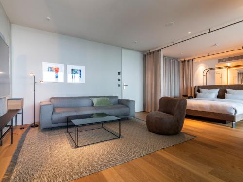 376335972 b'mine Hotel Frankfurt Airport