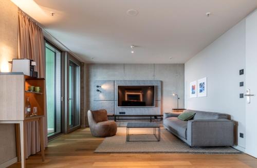 376337077 b'mine Hotel Frankfurt Airport
