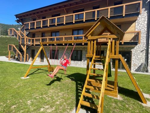 公共休息室/电视室, Apartmany Demänovka Jasna (Apartmany Demanovka Jasna) in 戴姆诺夫斯卡杜莱纳