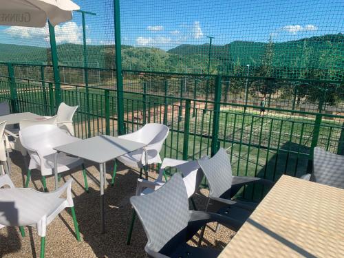 Restaurant, Apartamento montana con piscina y zona deportiva. in Alcala De La Selva