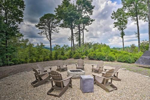 Grand Pisgah Forest Home on Secluded 5 Acres! - Pisgah Forest