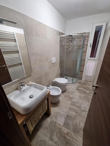 Double Room image 4