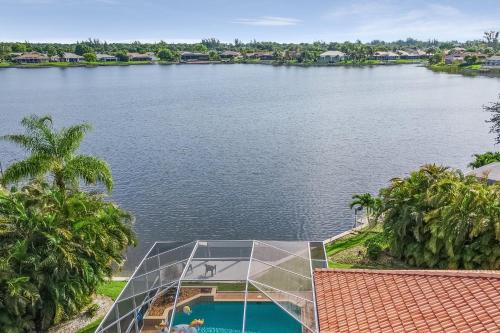 Lake View Villa - image 4