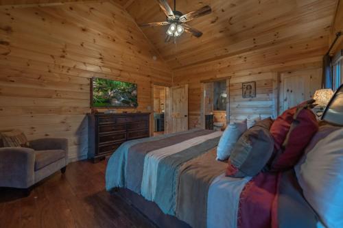Awe-Inspiring Mountain View - Luxury Cabin with Epic Mountain Views, Hot Tub, Movie Room, Game Room, Library and More in Mineral Bluff, USA